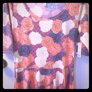 ⭐️NWT LulaRoe Nicole⭐️